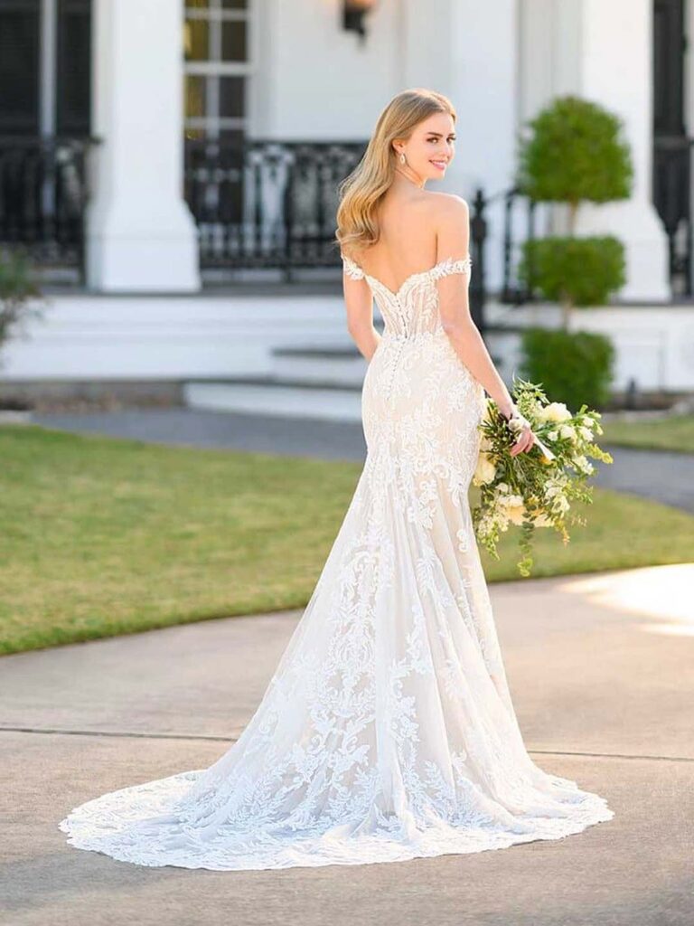 1236 – wedding dress sale at Shropshire Country Brides.