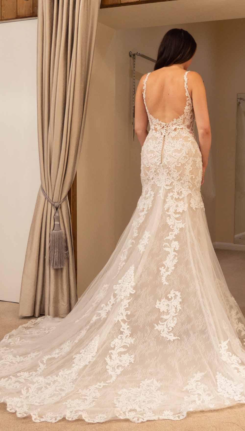 Dress back Wedding dress fitting