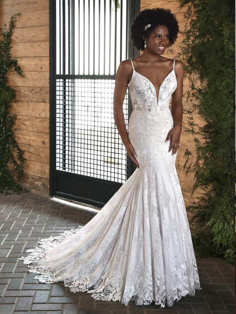 Essense Of Australia 3273 wedding dress sale at Shropshire Country Brides.