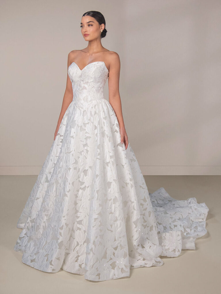 LE1474 - Martina Liana Luxe wedding dress at Shropshire Country Brides.