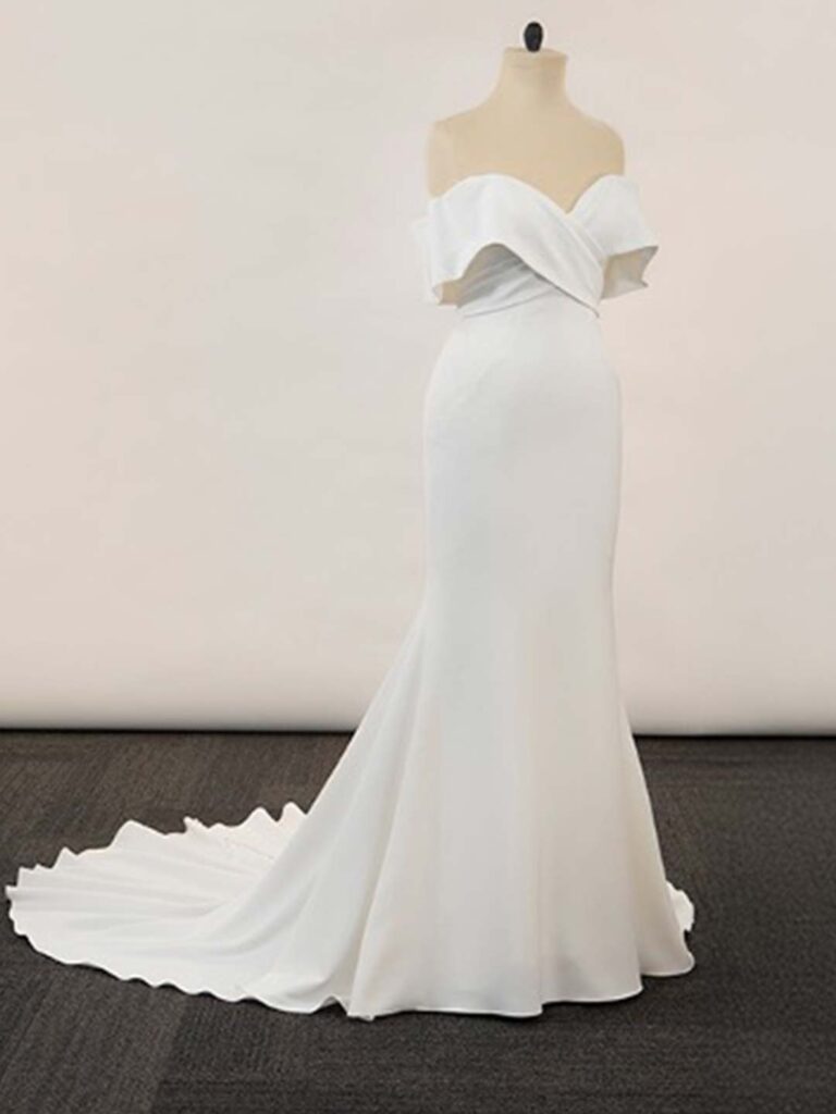 Oxford Street 1256 wedding dress sale at Shropshire Country Brides.