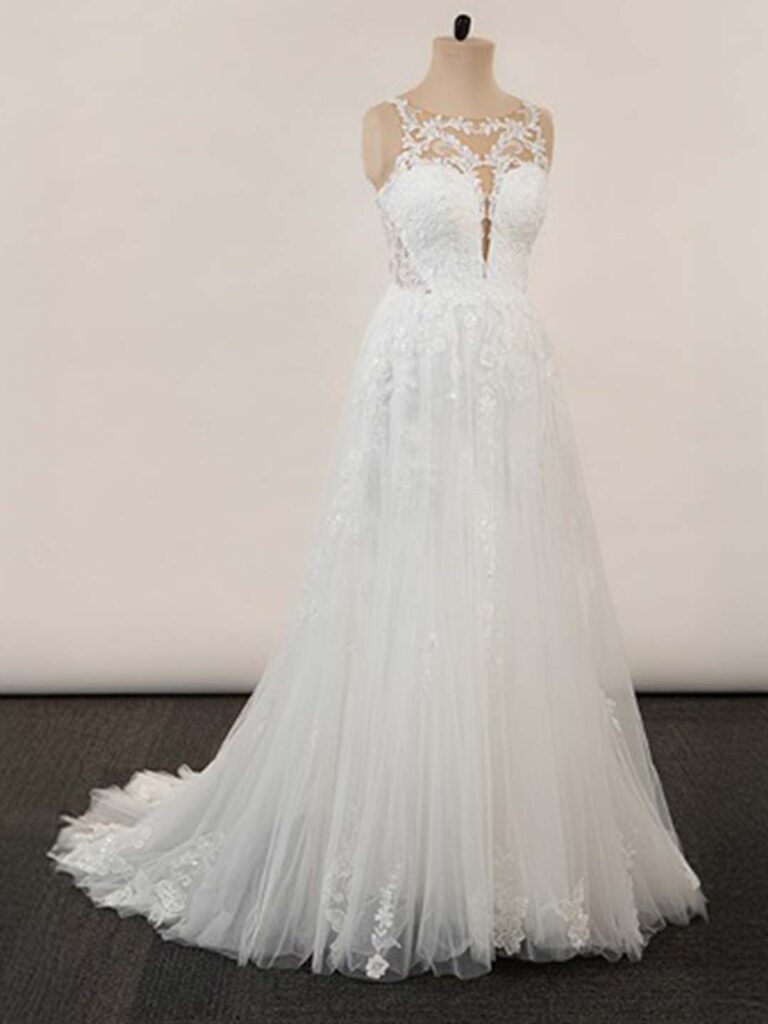 Oxford Street 1257 wedding dress sale at Shropshire Country Brides.